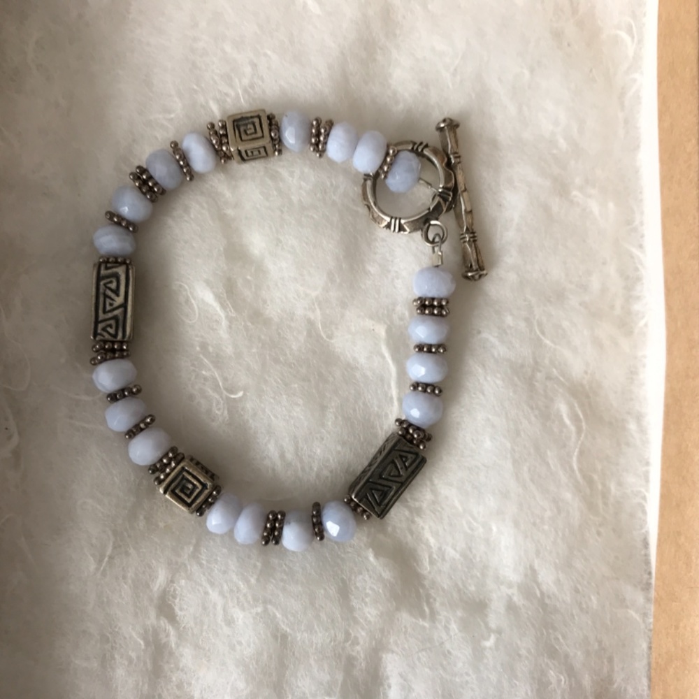 Beautiful Necklace & Bracelet Set. Silver Beads & Light Blue Stones - Picture 4 of 9